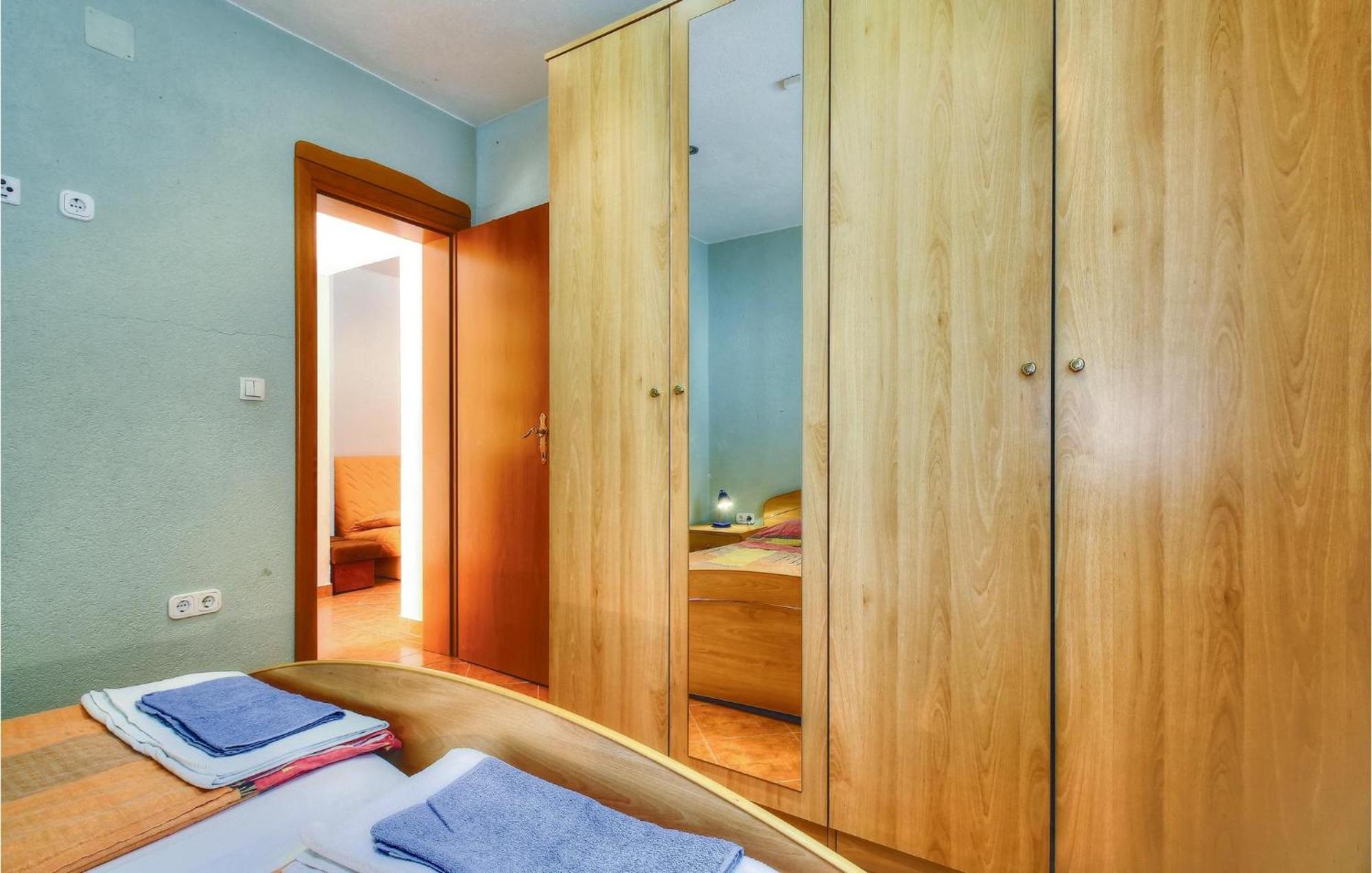 3 Bedroom Gorgeous Home In บูเย ภายนอก รูปภาพ